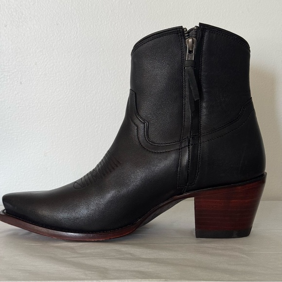 Tecovas "The Daisy" Black Ankle Cowgirl Calfskin Boots-Size 9 - Picture 4 of 16